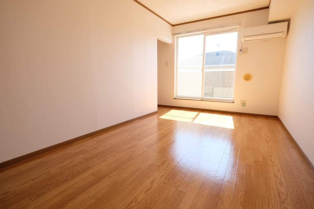 居室・リビング　室内写真は別室です