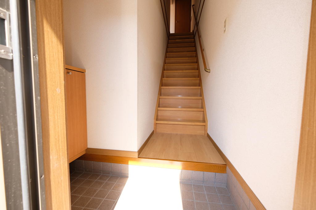 玄関　室内写真は別室です