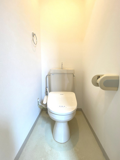 トイレ　※別部屋の写真です