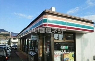 コンビニ　セブンイレブン佐世保卸本町店（コンビニ）まで710m