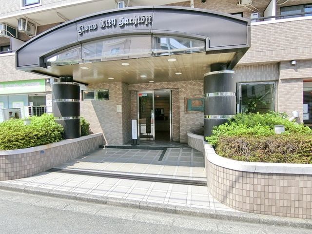 建物外観　アプローチ