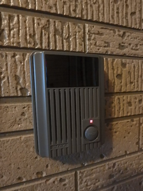 セキュリティ　モニター付インターホンです