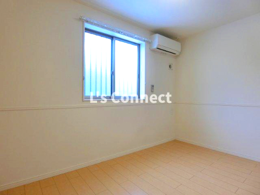 その他　洋室にもエアコン付き。