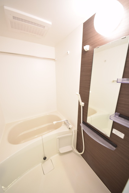 バス・シャワールーム　～さっぱりしましょう～