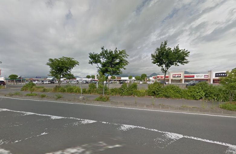 スーパー　イオン矢巾ショッピングセンター（スーパー）まで1033m