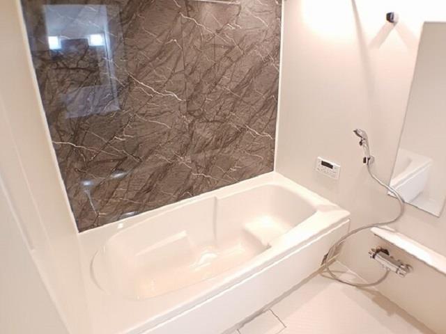 バス・シャワールーム　浴室