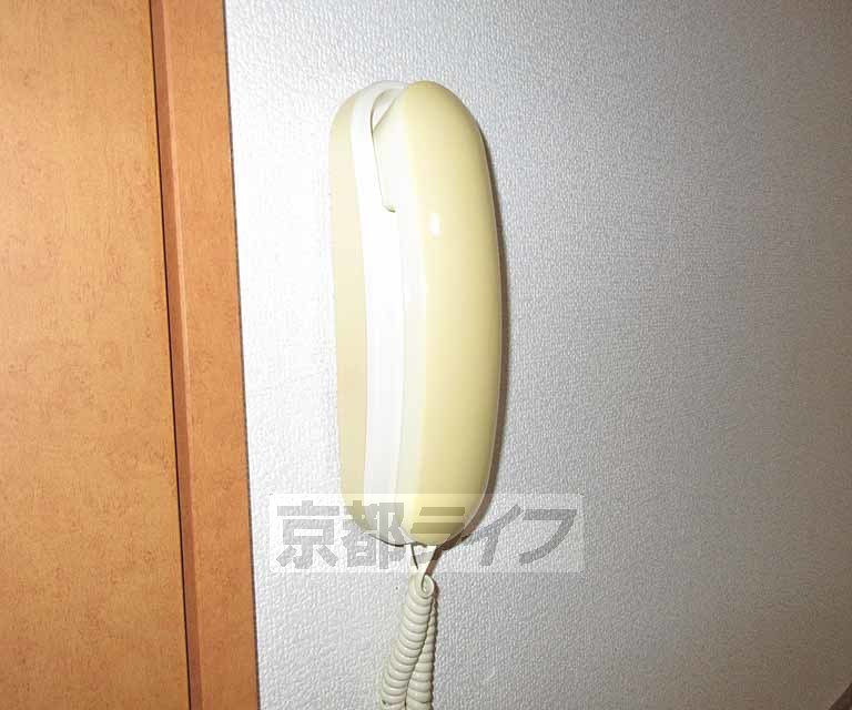 セキュリティ　インターホンです・