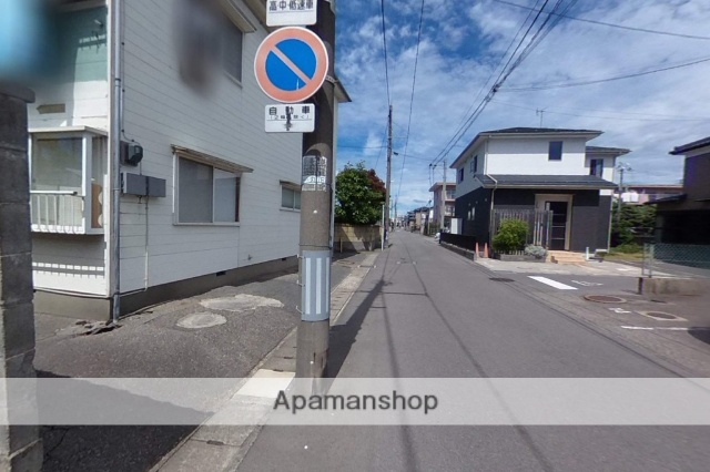 その他　前面道路（その他）まで0m