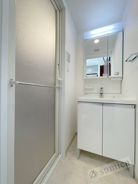 洗面設備　洗面脱衣所付き！独立洗面台が便利です♪♪