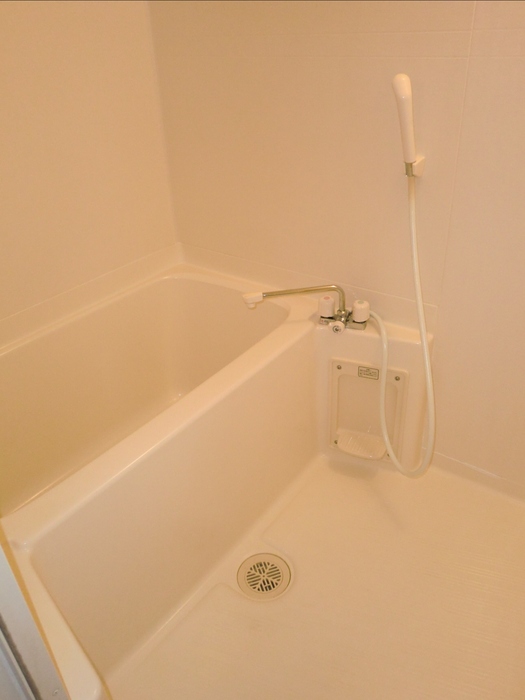 バス・シャワールーム　きれいなお風呂です