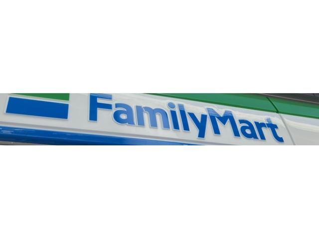 コンビニ　ファミリーマート港陽一丁目店（コンビニ）まで341m
