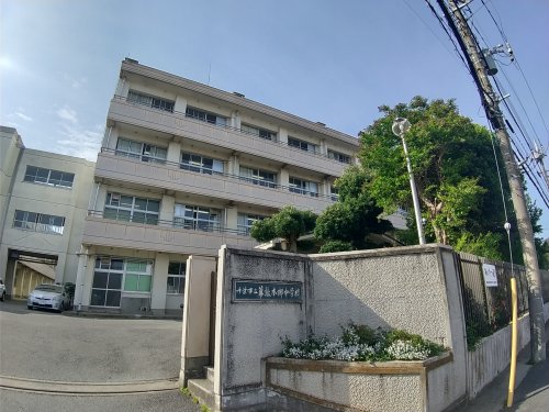 中学校　千葉市立幕張本郷中学校（中学校）まで1059m