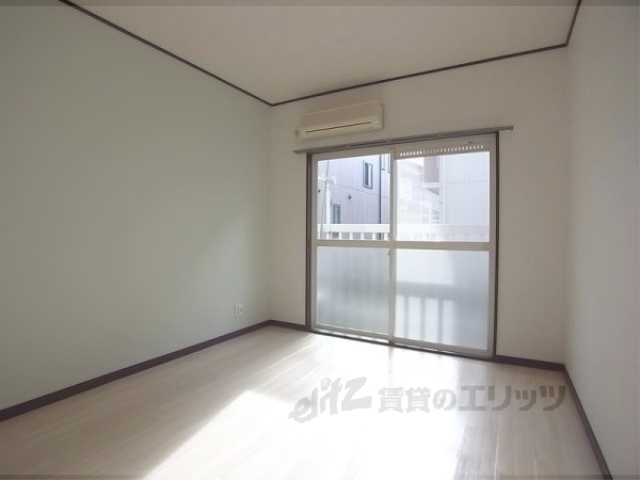 居室・リビング　居室