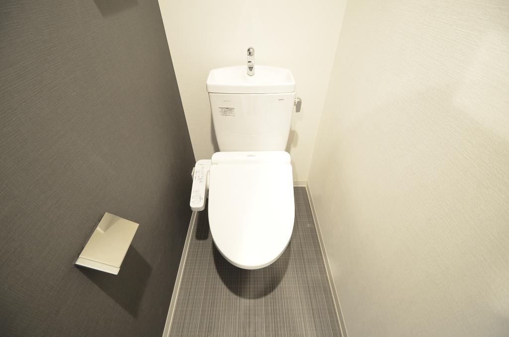 トイレ　シャワー付トイレ
