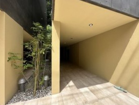 その他　エントランス