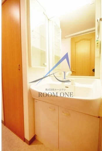 洗面設備　洗面台です。