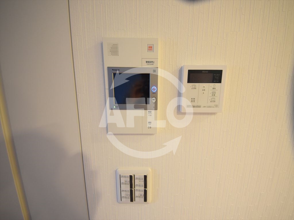 セキュリティ　富士林プラザ15番館　TVモニター付きインターホン