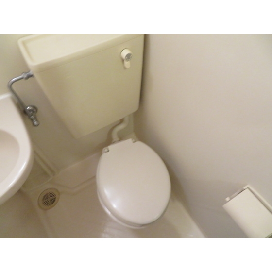 トイレ　清潔感のあるトイレです