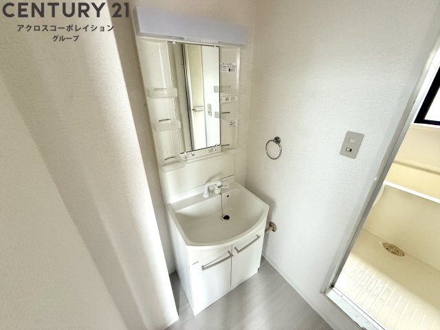 洗面設備　洗髪洗面化粧台付き♪