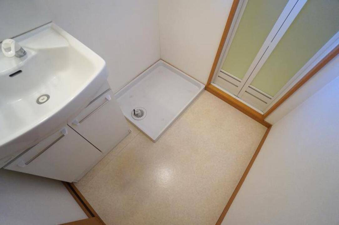 洗面設備　洗濯機置場