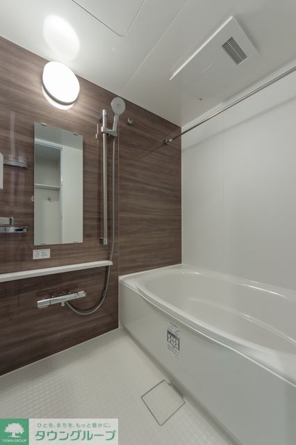 バス・シャワールーム　※写真は同タイプ住戸です。