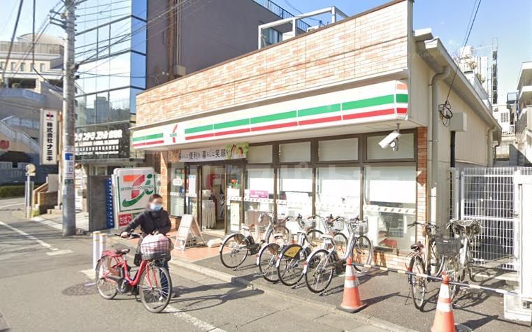 コンビニ　セブン-イレブン 板橋成増３丁目東店（コンビニ）まで120m