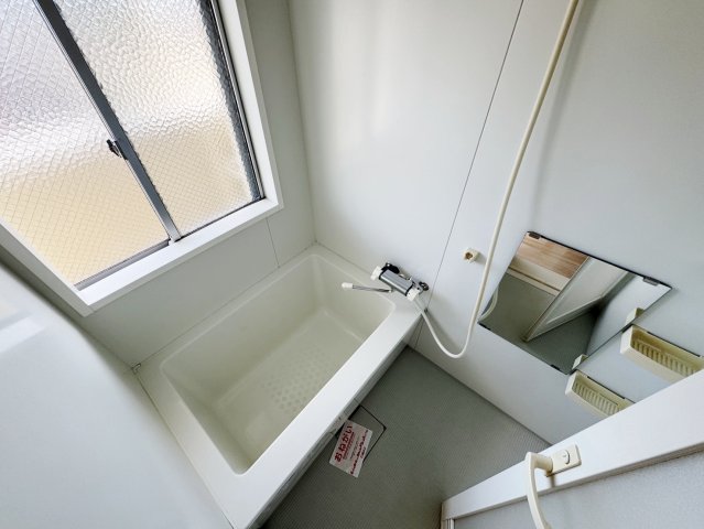 バス・シャワールーム　※同じ間取りの別部屋のお写真です※