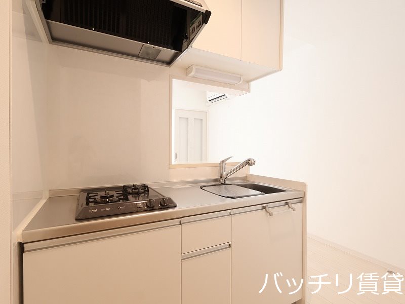 キッチン　画像は、同型タイプの為、現状を優先いたします。