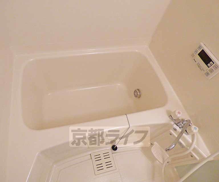 バス・シャワールーム　広いお風呂です。