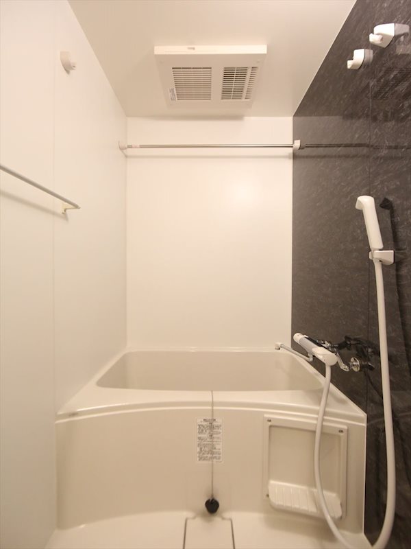 バス・シャワールーム　バスルーム　浴室暖房乾燥機付き　同仕様写真