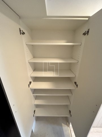 収納　S-RESIDENCE阿波座WEST　下駄箱