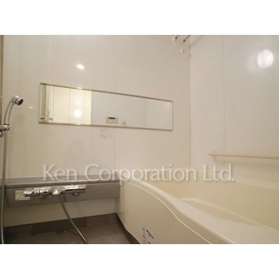 バス・シャワールーム　同タイプ2階のお部屋を撮影。仕様が異なることがあります。