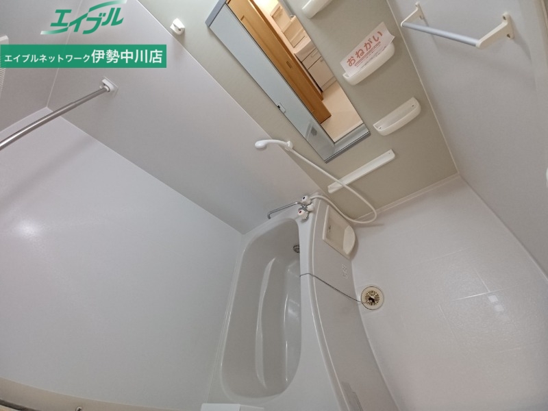 バス・シャワールーム　反転タイプ参考写真