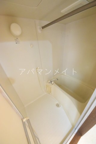 バス・シャワールーム　使いやすいお風呂です