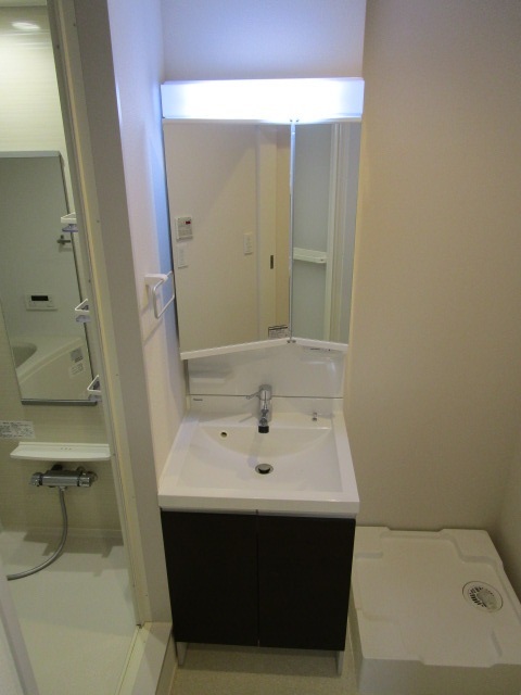 洗面設備　独立洗面化粧台