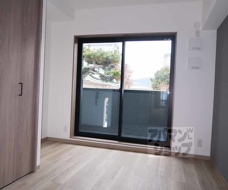 居室・リビング　３０２号室の室内写真です