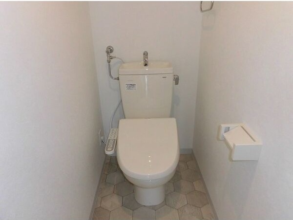 トイレ　ウォシュレット設置済みです！