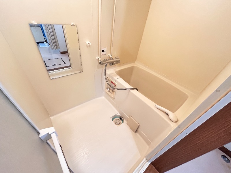 バス・シャワールーム　浴室