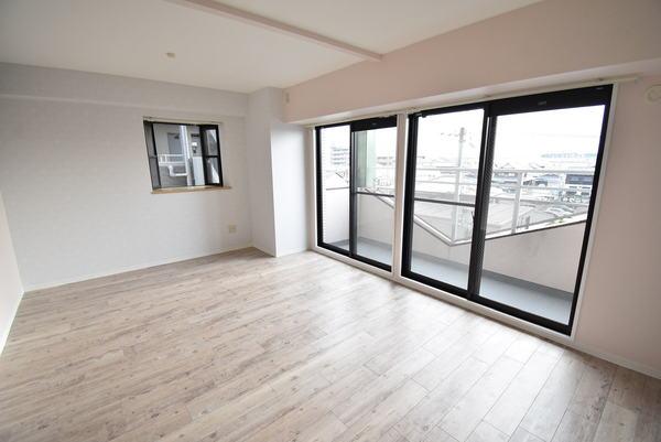 居室・リビング　同仕様写真