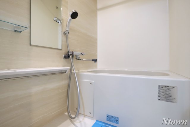 バス・シャワールーム　お風呂で日々の疲れを落としましょう