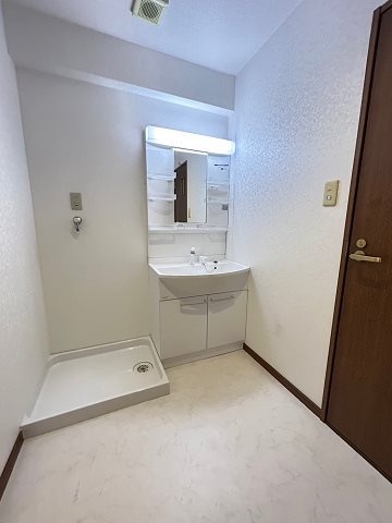 洗面設備　洗面所です