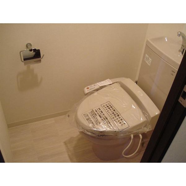 トイレ　エステムプラザ天神ＥＡＳＴプレミアムタワー