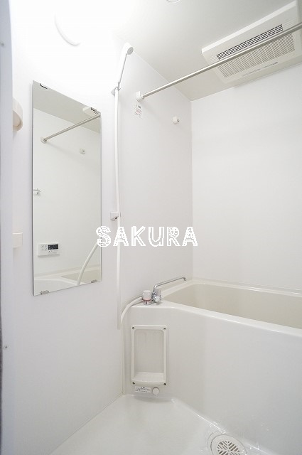 バス・シャワールーム　日々の疲れを癒すお風呂です♪