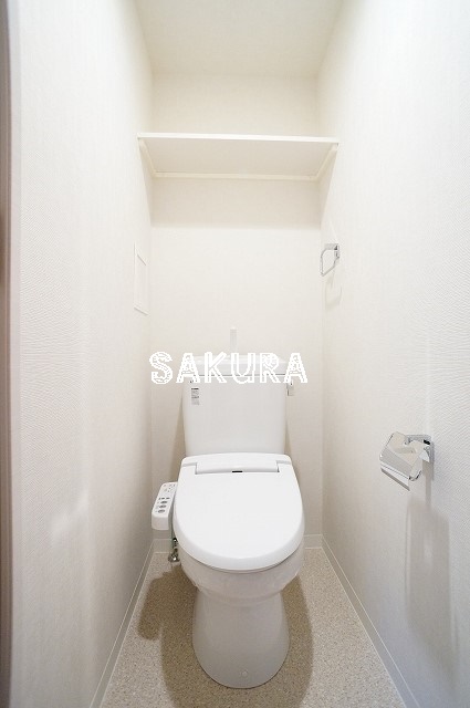 トイレ　落ち着いた色調のトイレです♪