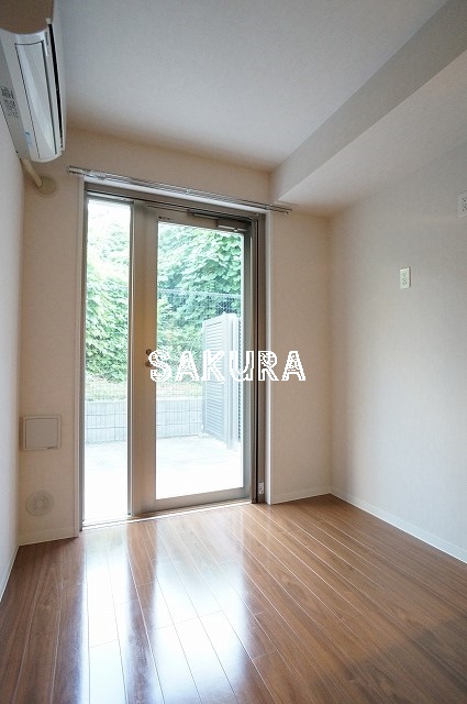 居室・リビング　使いやすい形の為、レイアウトを楽しめます♪