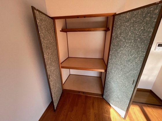 収納　※別部屋の写真です