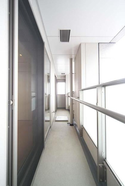 バルコニー　※別部屋の参考写真です。