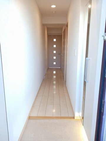 玄関　シンプルで使いやすい玄関です