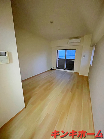 居室・リビング　写真は別のお部屋です。