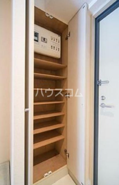 収納